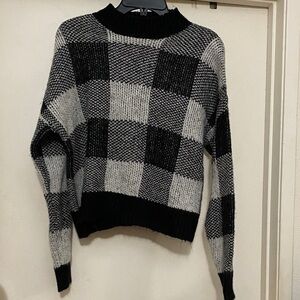 Fashion Nova Black and Gray Checkered Turtleneck Sweater